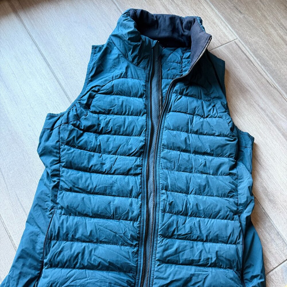 Lululemon Down Puffer Vest with pockets - Women's Size 6